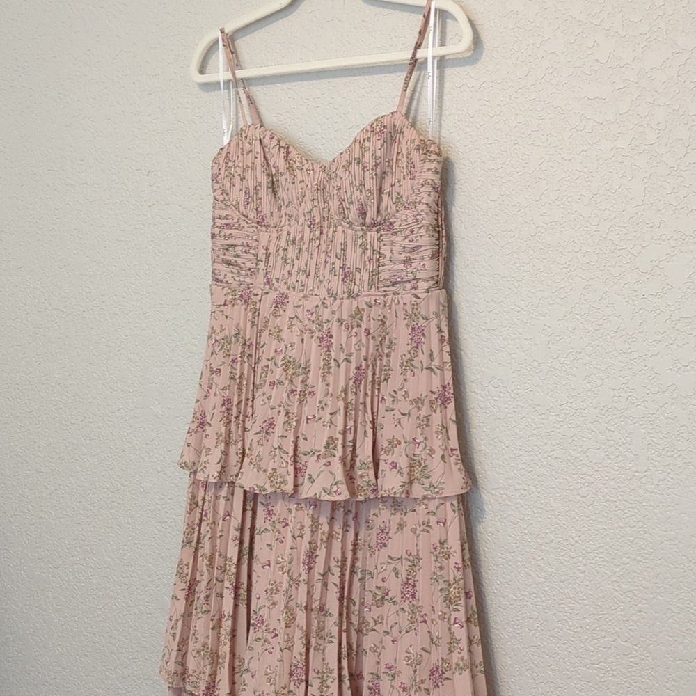 Lulu's Cascading Crush blush pink floral tiered sleeveless bustier midi dress - Picture 6 of 12